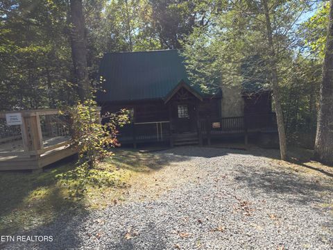 Photo of 1249 Secona Way, Sevierville, TN 37876 (MLS # 1318990)