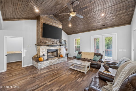 Tiny photo for 7240 Hook Ridge Rd, Monroe, TN 38573 (MLS # 1356030)