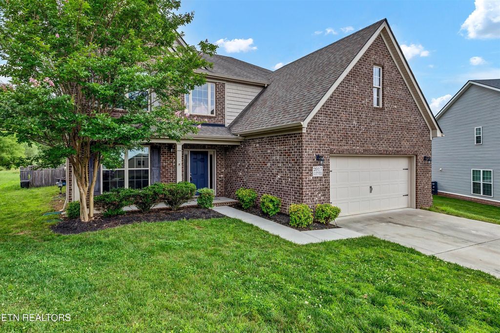 Photo of 2017 Gusty Wind Lane, Knoxville, TN 37932 (MLS # 1332115)