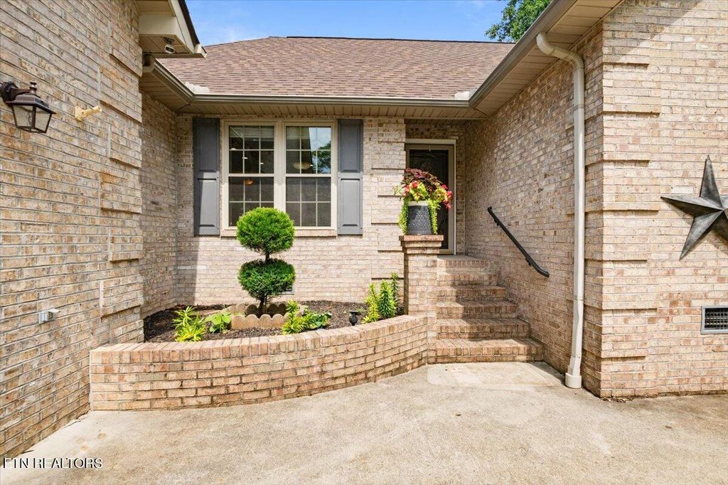 Photo of 252 Quail Hollow Lane, Clinton, TN 37716 (MLS # 1306417)