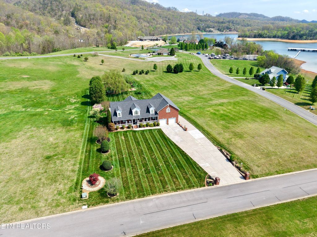 Photo of 1225 Legacy Bay Drive, Mooresburg, TN 37811 (MLS # 1336621)