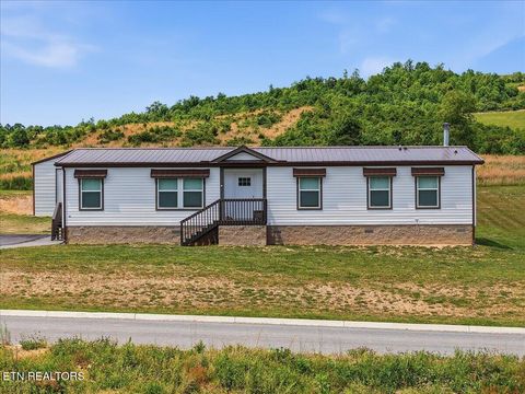 Photo of 1068 Elaine Drive, Tazewell, TN 37879 (MLS # 1339347)