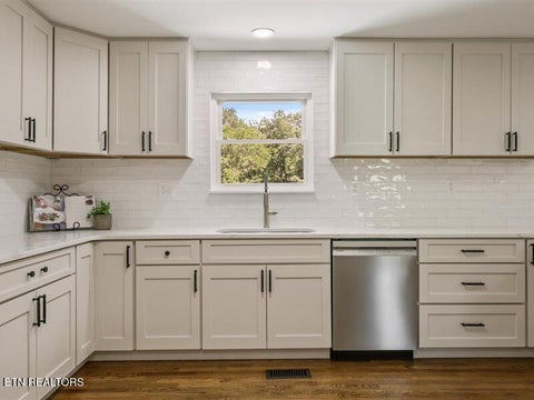 Tiny photo for 2316 Cove Field Rd, Knoxville, TN 37919 (MLS # 1347550)
