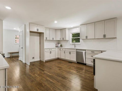 Tiny photo for 2316 Cove Field Rd, Knoxville, TN 37919 (MLS # 1347550)