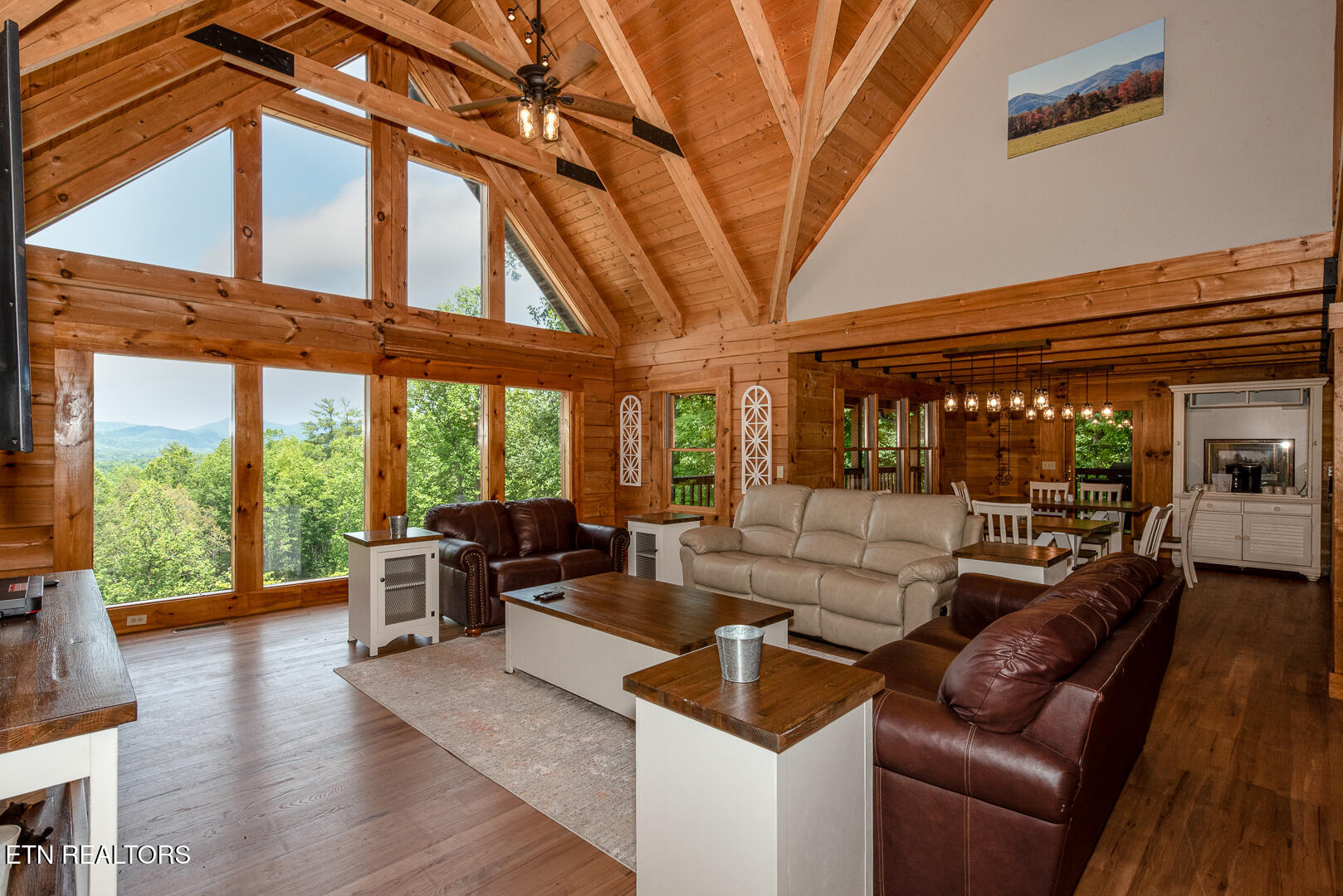 985 Old Cades Cove Rd