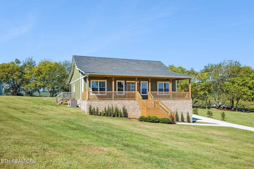 Photo of 5713 Quail Run Drive, Maryville, TN 37804 (MLS # 1358287)