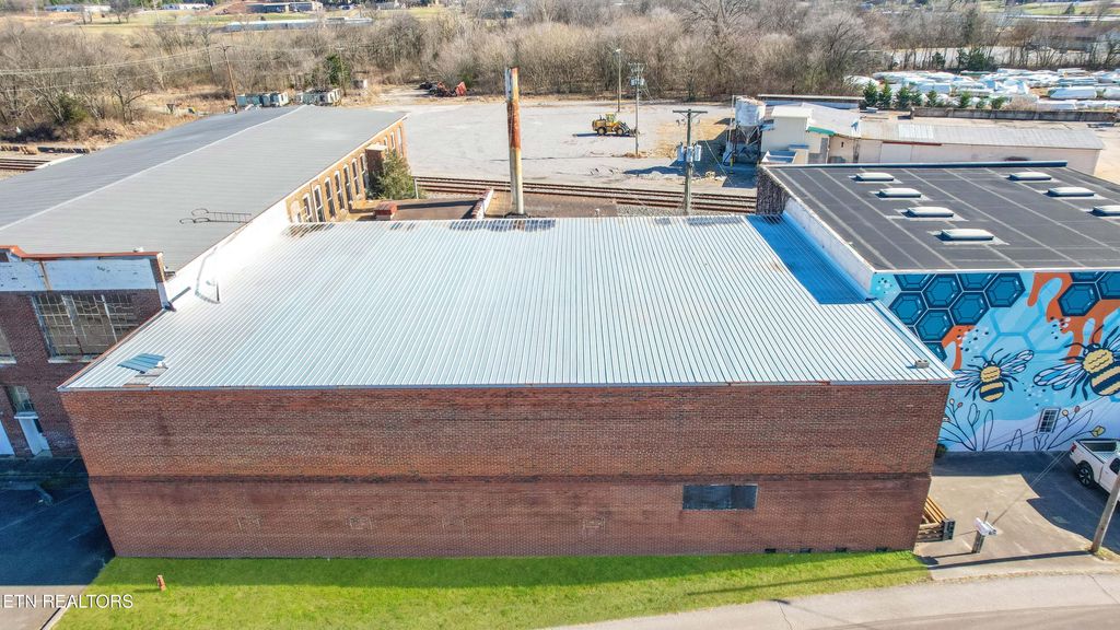 Photo of 800818 N Main St, Sweetwater, TN 37874 (MLS # 1330395)