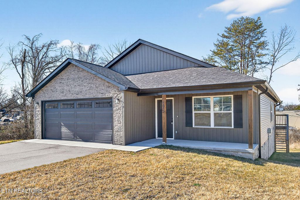 Photo of 175 Sky View Meadow Drive, Crossville, TN 38555 (MLS # 1329501)