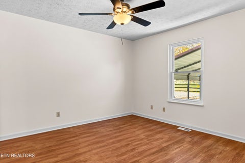 Tiny photo for 215 Carr Rd, Seymour, TN 37865 (MLS # 1360075)