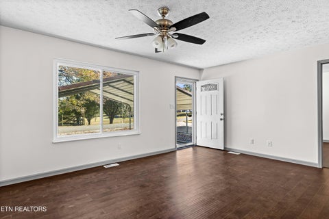 Tiny photo for 215 Carr Rd, Seymour, TN 37865 (MLS # 1360075)