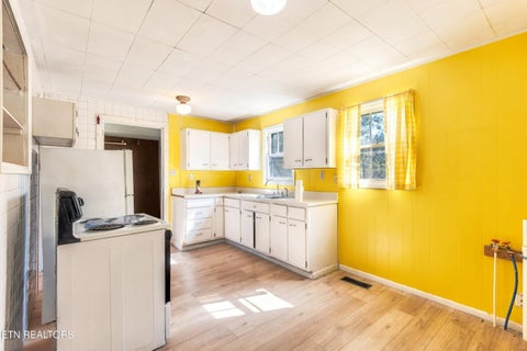 Tiny photo for 5816 Eldridge Rd, Knoxville, TN 37918 (MLS # 1359850)