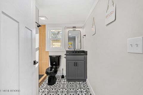 Tiny photo for 302 N B St, Lenoir City, TN 37771 (MLS # 1347078)