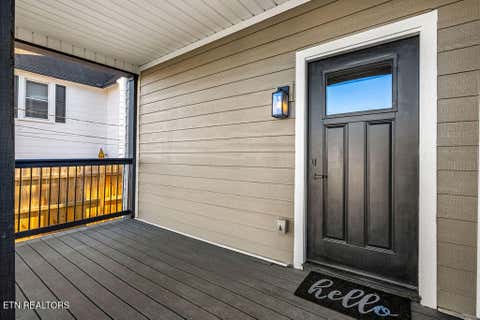 Tiny photo for 302 N B St, Lenoir City, TN 37771 (MLS # 1347078)