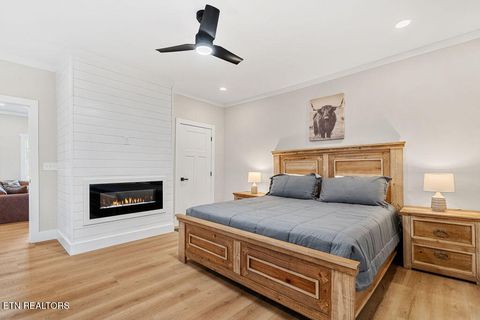 Tiny photo for 302 N B St, Lenoir City, TN 37771 (MLS # 1347078)