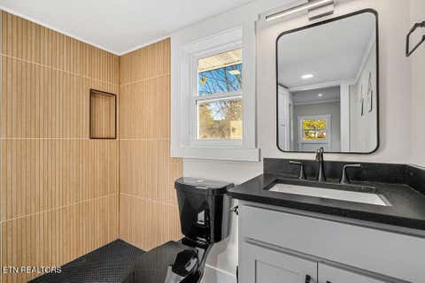 Tiny photo for 302 N B St, Lenoir City, TN 37771 (MLS # 1347078)