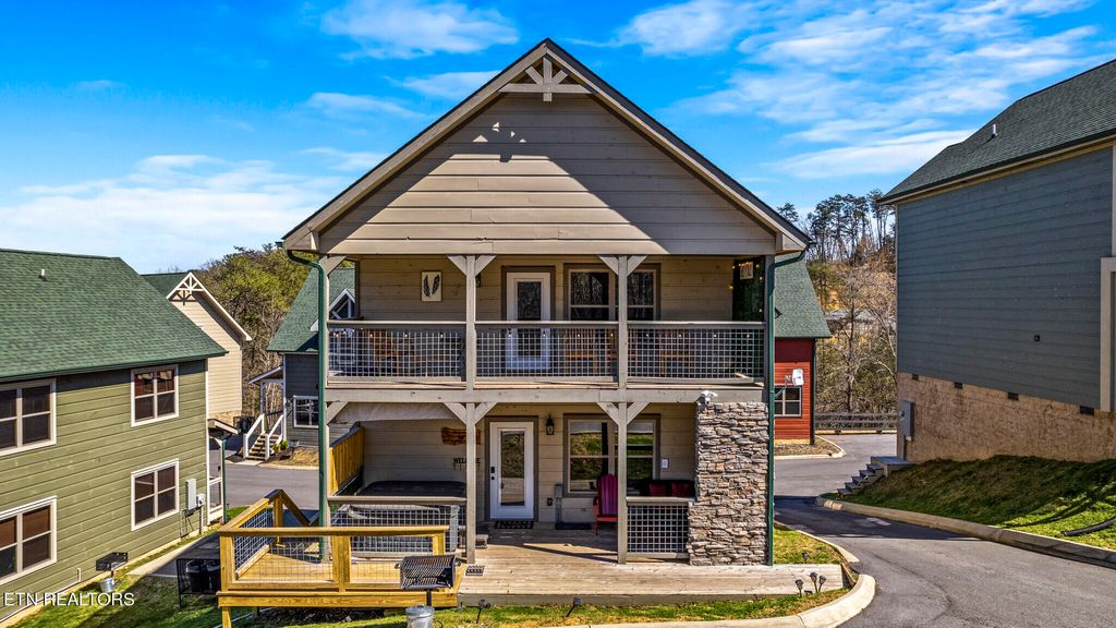 Photo of 907 Osprey Way, Pigeon Forge, TN 37863 (MLS # 1260775)