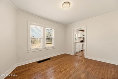 Tiny photo for 3820 Sutherland Ave, Knoxville, TN 37919 (MLS # 1339722)