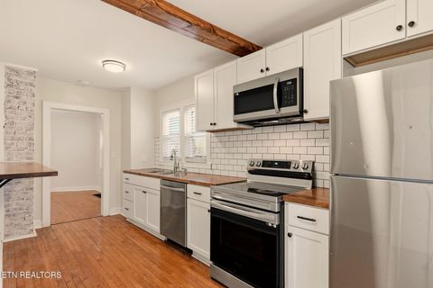 Tiny photo for 3820 Sutherland Ave, Knoxville, TN 37919 (MLS # 1339722)