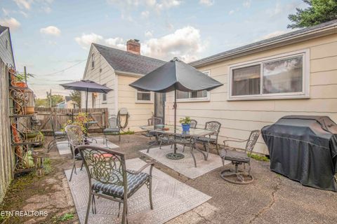 Tiny photo for 3208 Bellevue St, Knoxville, TN 37917 (MLS # 1319504)