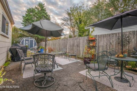 Tiny photo for 3208 Bellevue St, Knoxville, TN 37917 (MLS # 1319504)