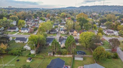 Tiny photo for 3208 Bellevue St, Knoxville, TN 37917 (MLS # 1319504)