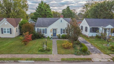 Tiny photo for 3208 Bellevue St, Knoxville, TN 37917 (MLS # 1319504)