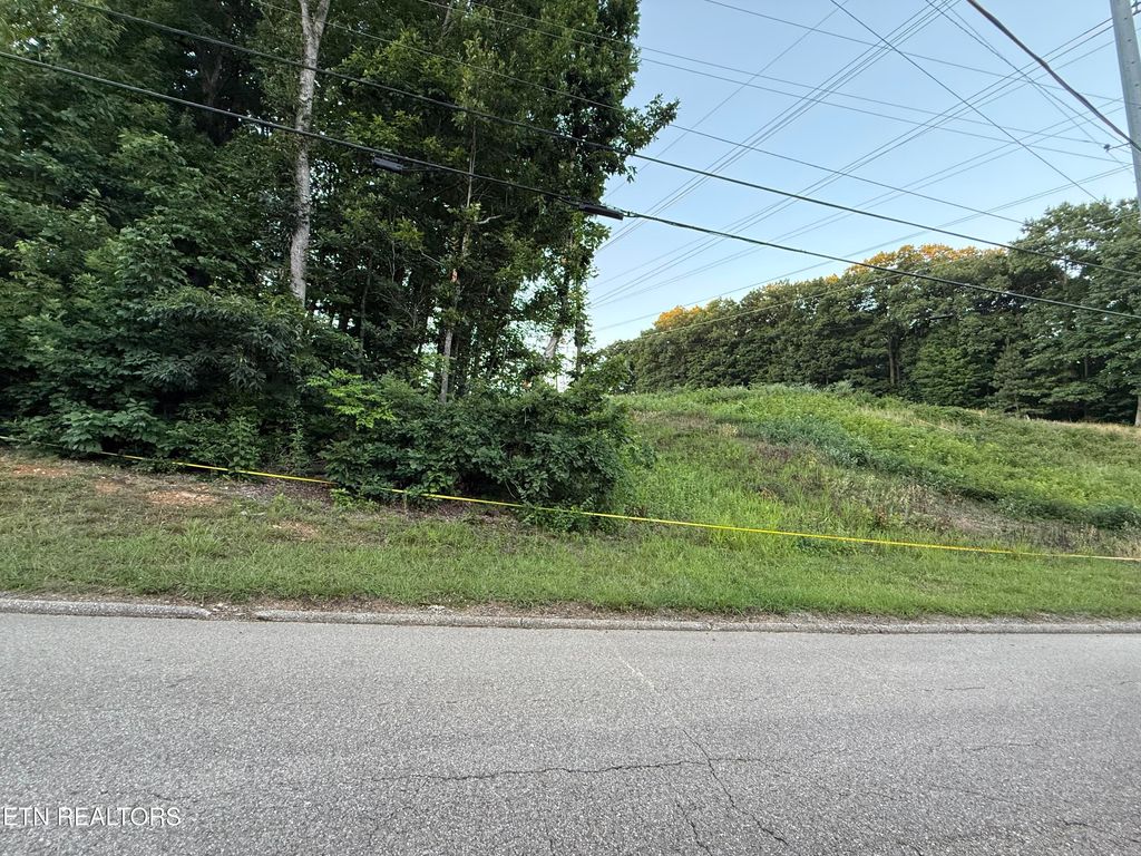 Photo of 0 Silverhill Drive, Knoxville, TN 37921 (MLS # 1345735)
