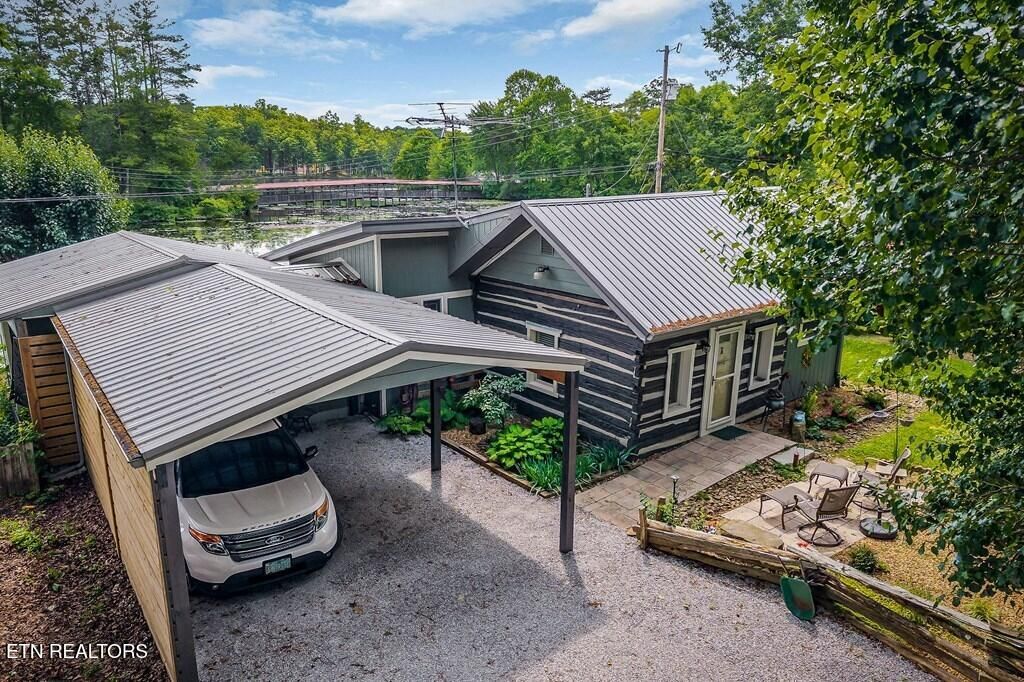 Photo of 179 Holiday Lane, Sparta, TN 38583 (MLS # 1333486)