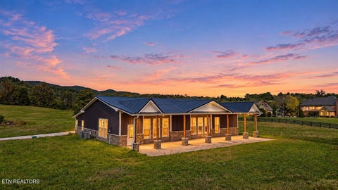 Photo of 522 Lavender View Lane, Speedwell, TN 37870 (MLS # 1360191)