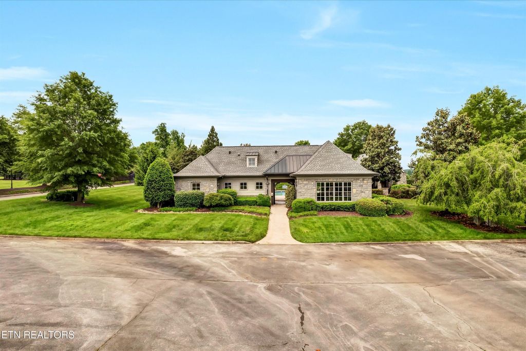 Photo of 3337 Preserve Pointe, Louisville, TN 37777 (MLS # 1335167)