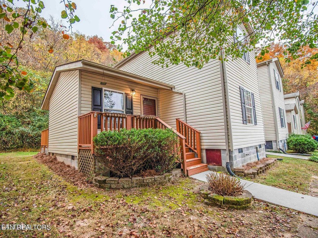 Photo of 528 Stolman Way, Knoxville, TN 37918 (MLS # 1339255)
