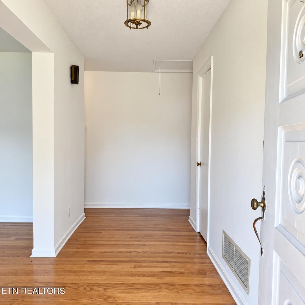 Photo of 741 Oak St, Dayton, TN 37321 (MLS # 1354560)