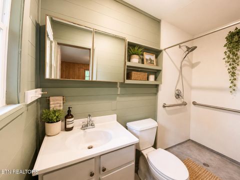 Tiny photo for 505 Crest Rd, Gatlinburg, TN 37738 (MLS # 1341366)