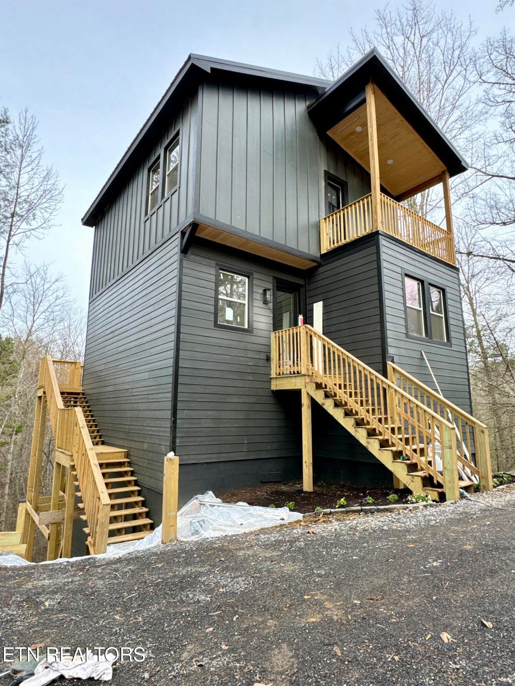 Photo of 924 N Highland Drive, Gatlinburg, TN 37738 (MLS # 1323101)