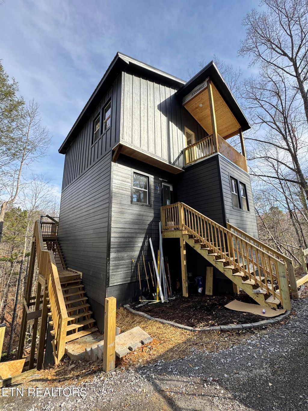 Photo of 924 N Highland Drive, Gatlinburg, TN 37738 (MLS # 1323101)