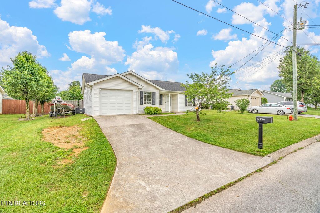 Photo of 7536 Gary White Rd, Corryton, TN 37721 (MLS # 1301534)