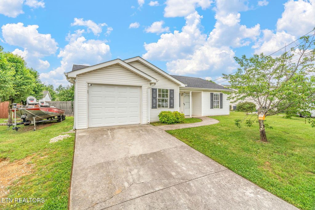 Photo of 7536 Gary White Rd, Corryton, TN 37721 (MLS # 1301534)