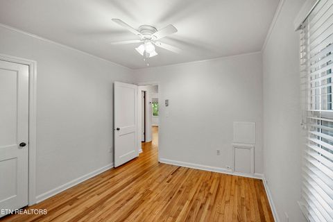 Tiny photo for 610 S Charles G Seivers Blvd, Clinton, TN 37716 (MLS # 1339491)