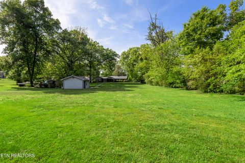 Tiny photo for 610 S Charles G Seivers Blvd, Clinton, TN 37716 (MLS # 1339491)