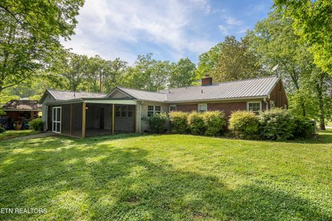 Tiny photo for 610 S Charles G Seivers Blvd, Clinton, TN 37716 (MLS # 1339491)