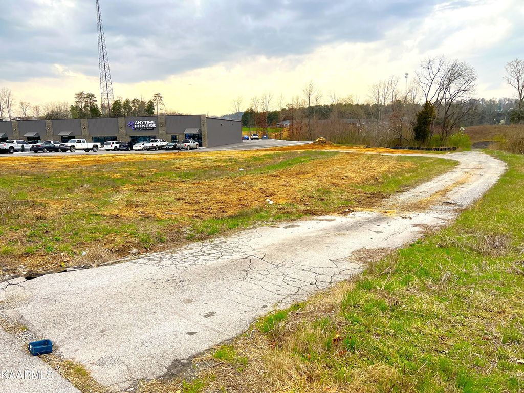 Photo of 3610 Highway 411, Madisonville, TN 37354 (MLS # 1335874)