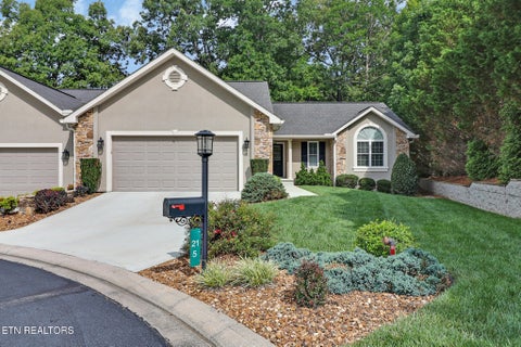 Photo of 5 Heatherhurst Court # 21, Crossville, TN 38558 (MLS # 1346133)