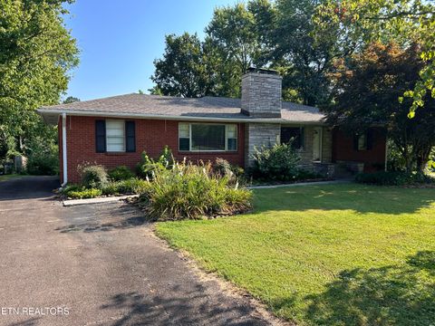 Photo of 5009 W Sunset Rd, Knoxville, TN 37914 (MLS # 1307471)