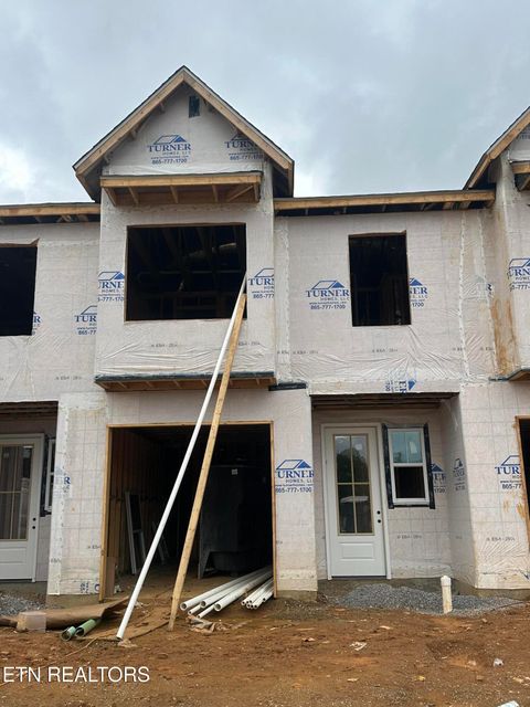 1747 Lateglow Way Knoxville TN 37931