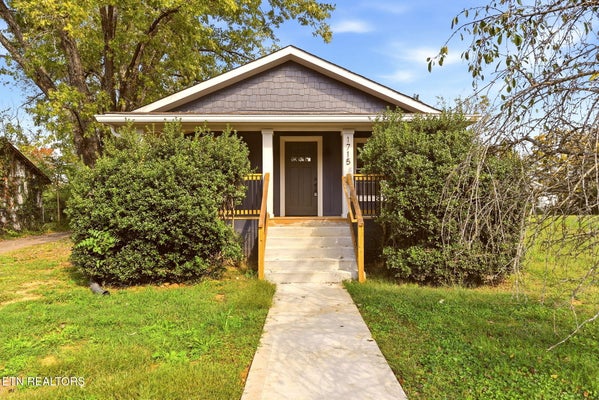 1715 MINNIS AVE, KNOXVILLE, TN 37920 - Image c64fedca20bfccd272cd6502d832760c/1320643075