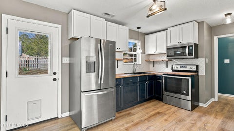 Tiny photo for 4053 Acorn Drive, Knoxville, TN 37918 (MLS # 1358119)