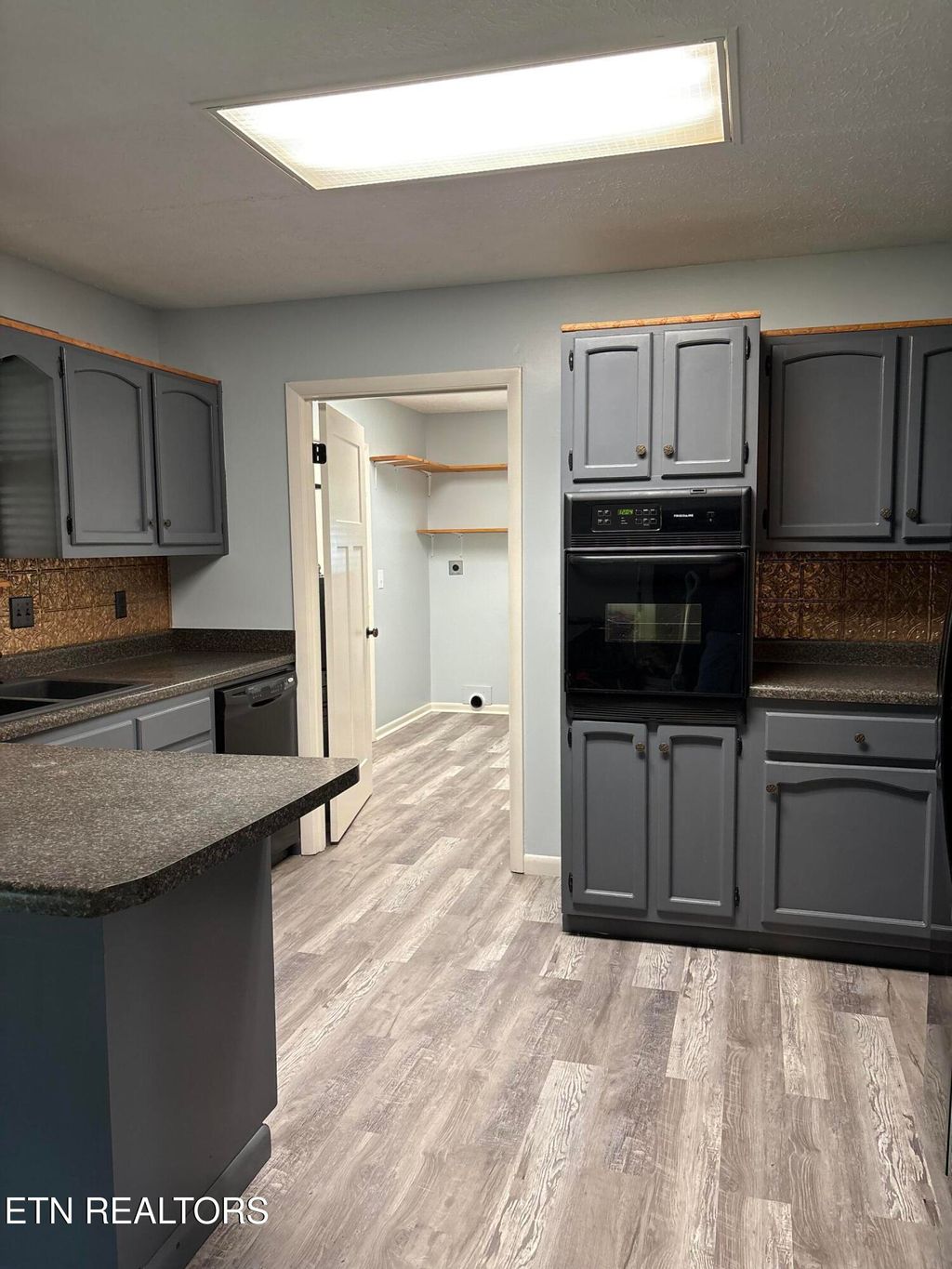 Photo of 165 Oak Rd, Crossville, TN 38555 (MLS # 1310867)
