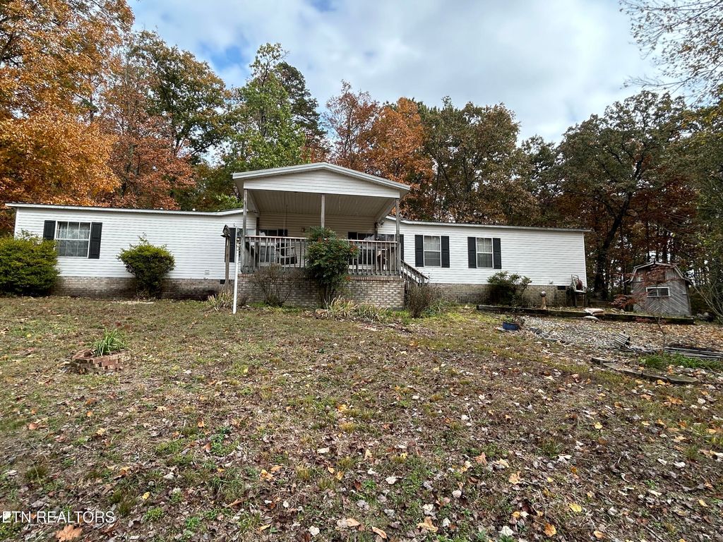 Photo of 147 Windsong Rd, Sweetwater, TN 37874 (MLS # 1281440)