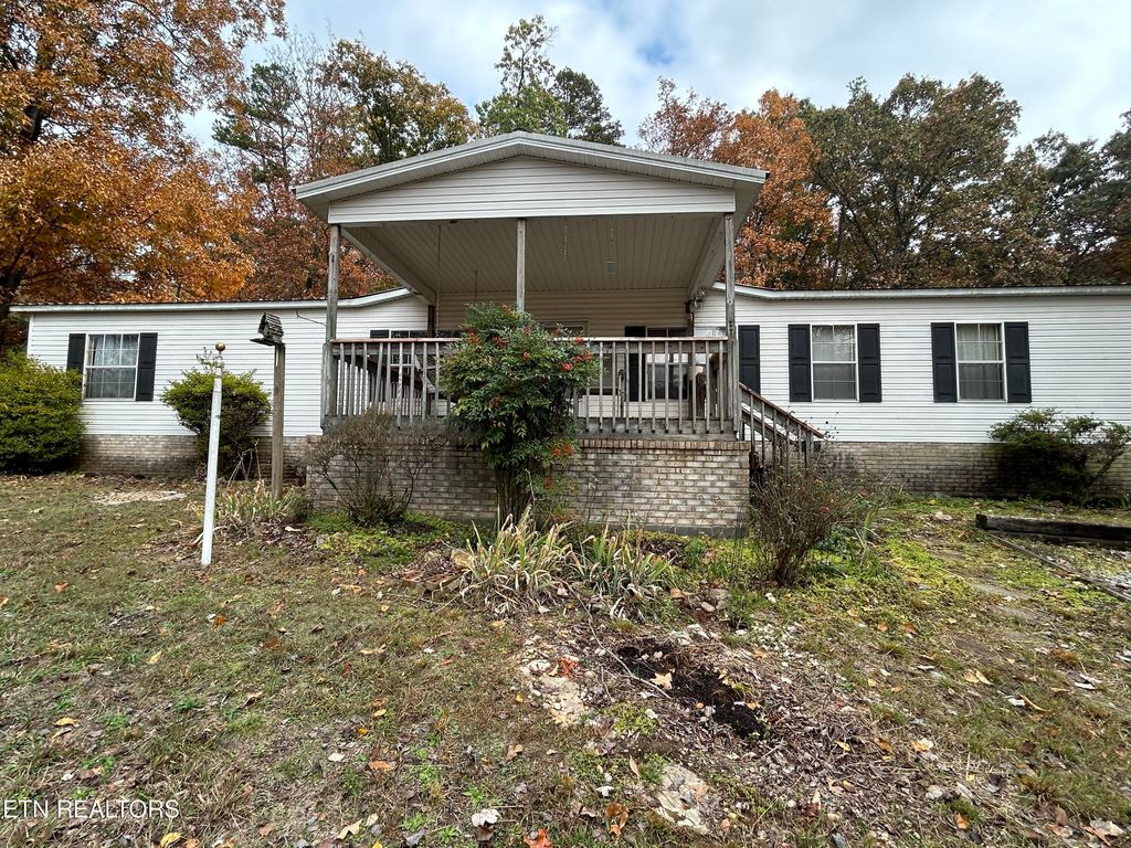 Photo of 147 Windsong Rd, Sweetwater, TN 37874 (MLS # 1281440)