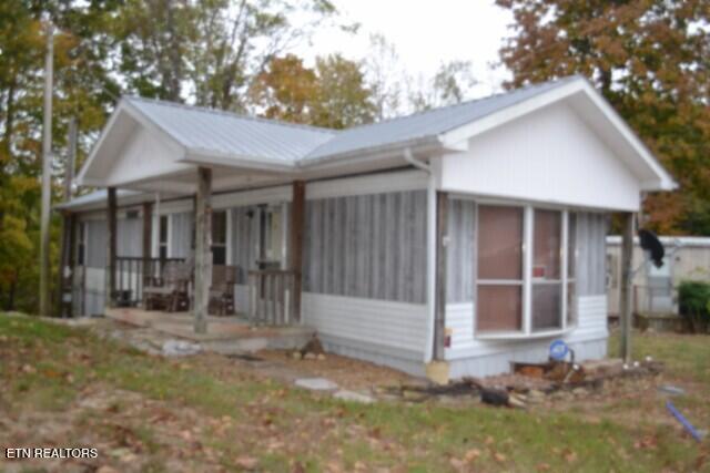 Photo of 95 Cummins Court, Celina, TN 38551 (MLS # 1359470)